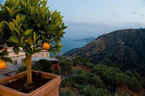 Agostiniana Hotel Santa Teresa di Riva Kültér fotó